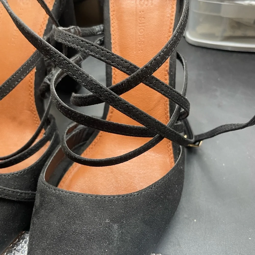 OSPS SHOES: Black Heels - Picture 2 of 10